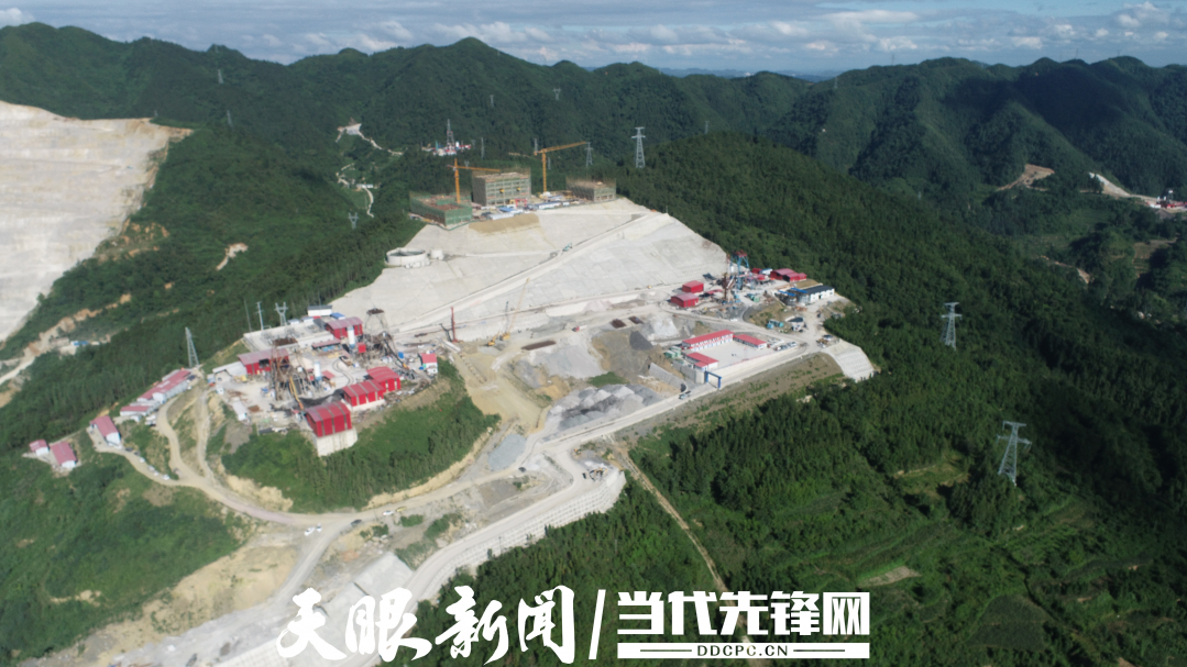 促进化肥及原料顺畅流通；引导重点农资流通企业加大向化肥直接用户销售比例