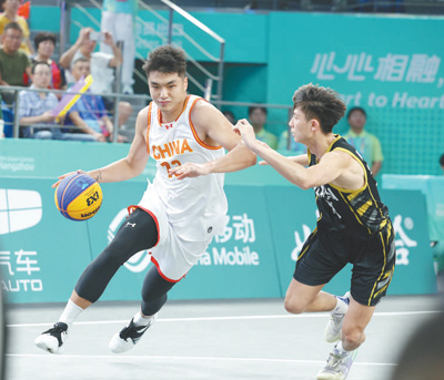 中国体育代表团年轻选手在多项赛事中蓬勃崛起