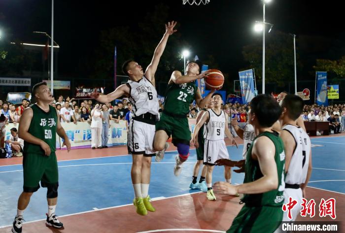 浙江义乌上溪镇溪牛杯村BA赛事：四十支队伍激烈