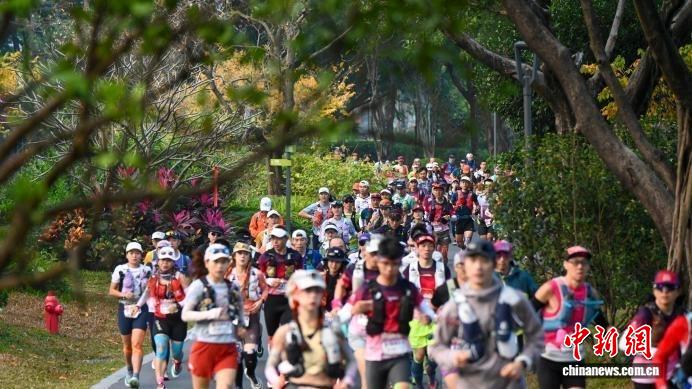 2026广州100越野赛5000跑者竞速 全球14国选手