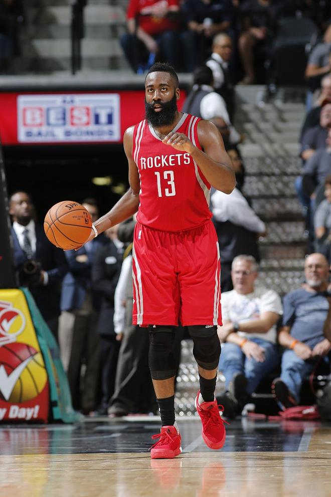 哈登单场三分8中8创历史 砍21+5+5横扫残阵76人