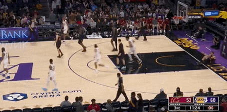 詹姆斯力压东契奇湖人擒骑士提前锁定季后赛席