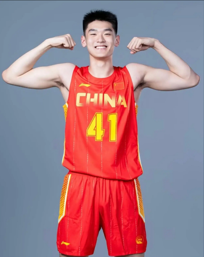 张皓嘉伤退引王洪泽崛起 广东队锋线调整迫在眉