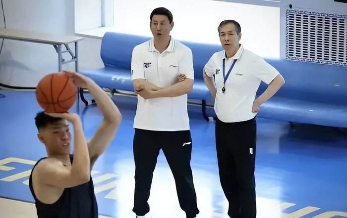 李楠解禁复出助北京队冲击总冠军 焦泊乔归队补